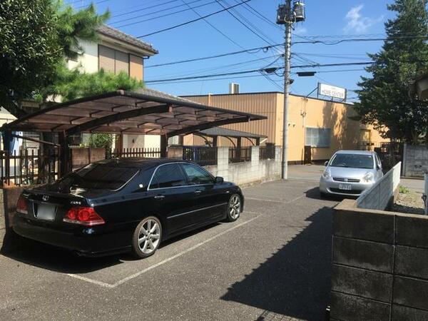 detached 東京都福生市加美平２丁目

地図を見る