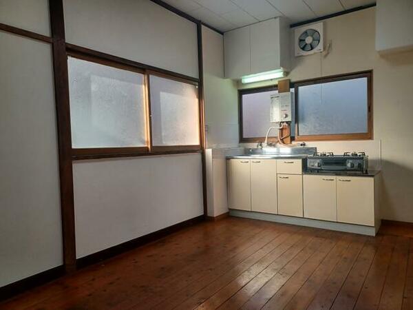 detached 東京都中野区南台２丁目

地図を見る