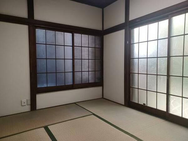 detached 東京都中野区南台２丁目

地図を見る