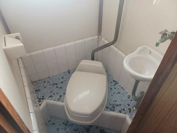 detached 東京都中野区南台２丁目

地図を見る