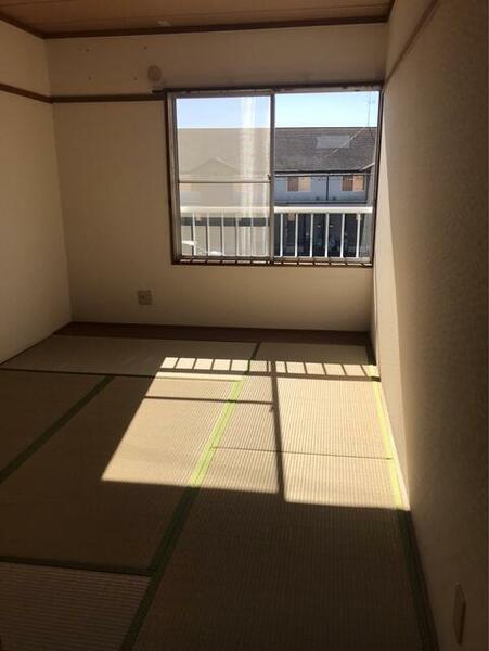 apartment 茨城県笠間市吉岡
地図を見る