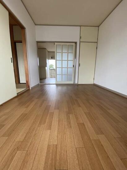 apartment 群馬県邑楽郡邑楽町大字篠塚
地図を見る