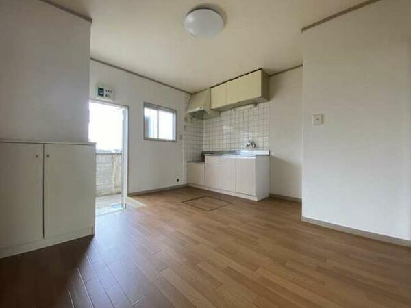 apartment 群馬県邑楽郡邑楽町大字篠塚
地図を見る