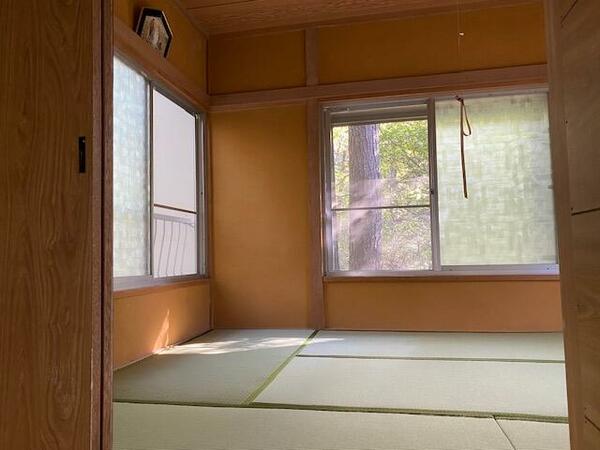 detached 群馬県吾妻郡嬬恋村大字鎌原大カイシコ区画番号　28

地図を見る