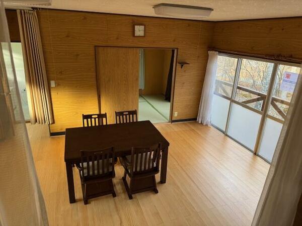 detached 群馬県吾妻郡嬬恋村大字鎌原大カイシコ区画番号　28
地図を見る