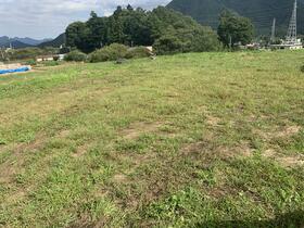 山梨県都留市夏狩