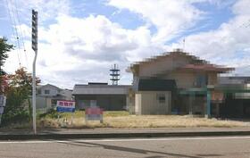 富山県小矢部市泉町