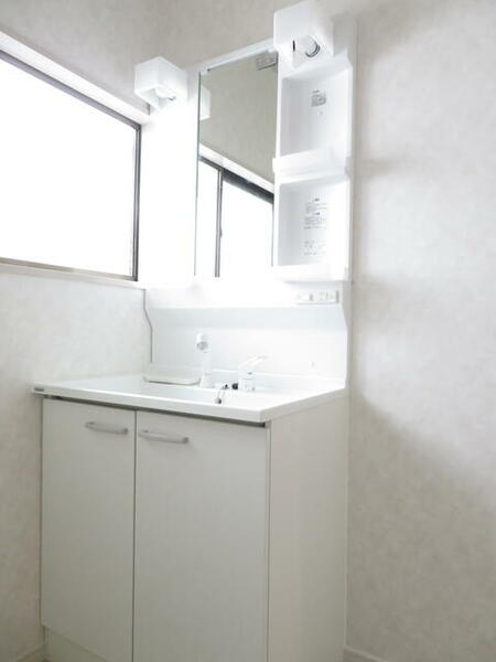 detached 東京都目黒区緑が丘１丁目

地図を見る