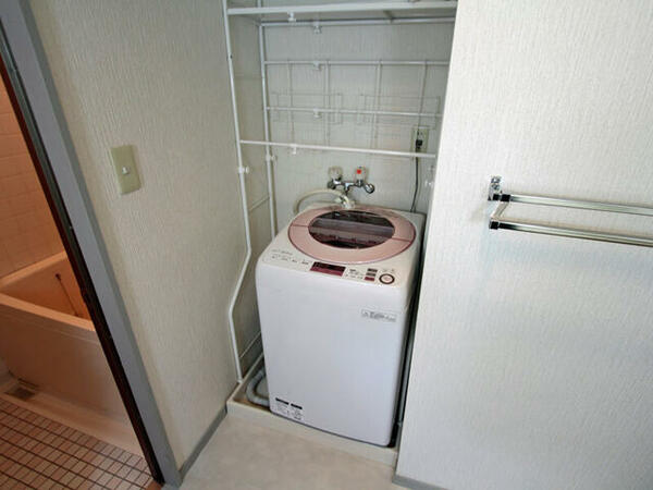画像9:洗濯機置き場