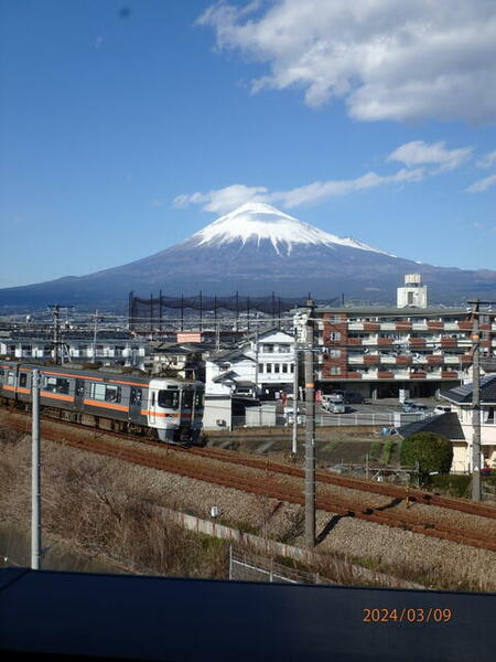 画像16:通路から富士山が見えます
