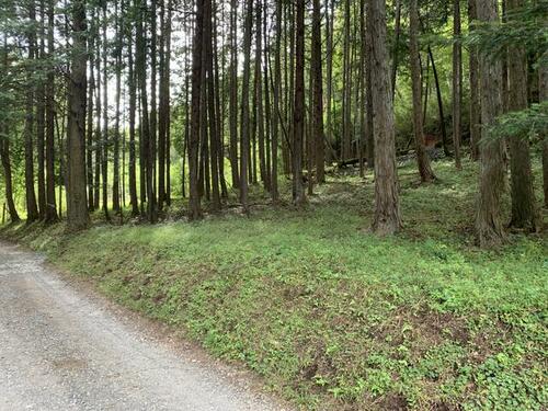 土地, 山梨県 都留市
