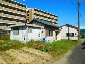 三重県名張市美旗町中１番