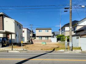 秋田県由利本荘市西目町出戸字浜山