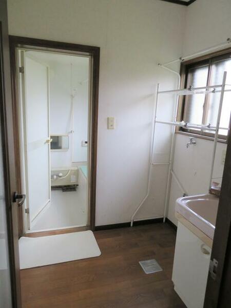 detached 秋田県由利本荘市森子字八乙女下121-2,122-2

地図を見る
