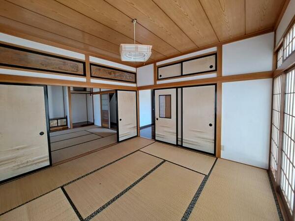 detached 秋田県由利本荘市森子字八乙女下121-2,122-2

地図を見る