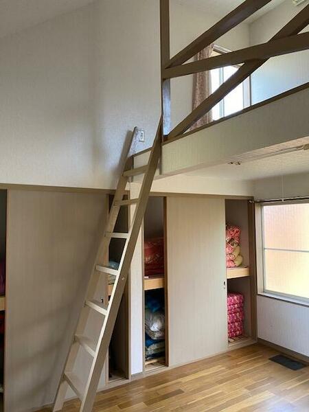 detached 群馬県吾妻郡嬬恋村大字鎌原群馬坂
地図を見る