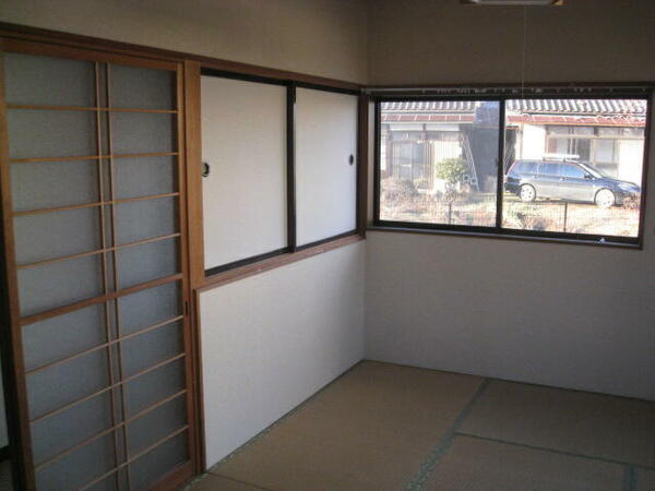 detached 福島県伊達市保原町字市柳町
地図を見る