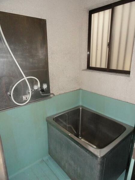 detached 埼玉県吉川市高富１丁目

地図を見る