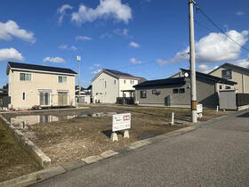 富山県富山市太郎丸本町４丁目