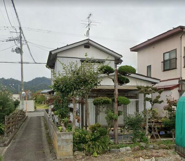 detached 秋田県仙北市角館町小勝田中川原

地図を見る