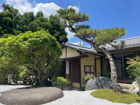 京都府京都市山科区御陵大岩