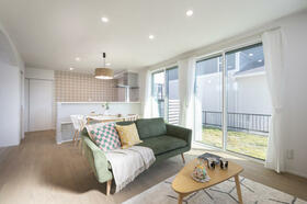 三重県津市河芸町杜の街５丁目