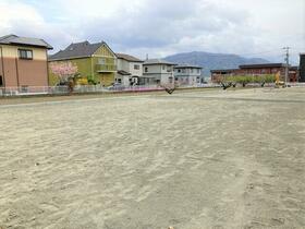 山梨県南アルプス市加賀美