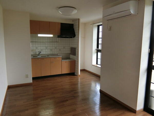 apartment 福島県双葉郡富岡町字夜の森南３丁目
地図を見る