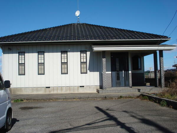 detached 茨城県猿島郡境町大字塚崎
地図を見る