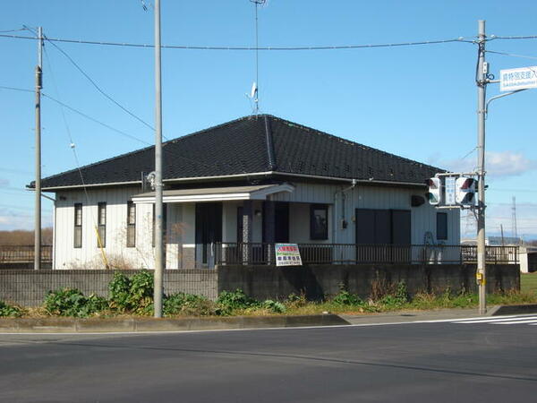 detached 茨城県猿島郡境町大字塚崎
地図を見る