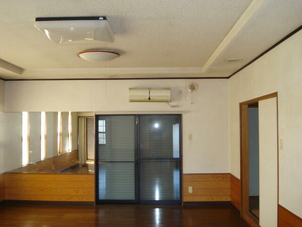 detached 茨城県猿島郡境町大字塚崎
地図を見る