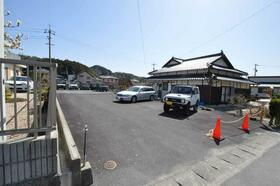 山口県山口市吉敷赤田４丁目