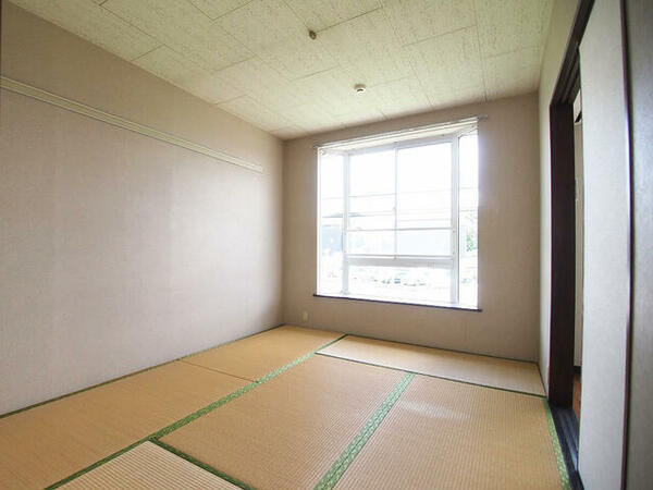 apartment 埼玉県狭山市大字上奥富
地図を見る