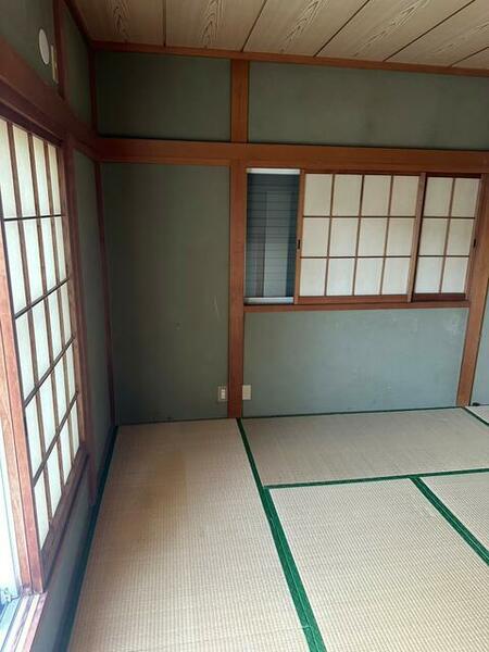 detached 茨城県稲敷市下根本

地図を見る