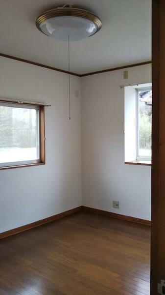 detached 茨城県稲敷市下根本

地図を見る
