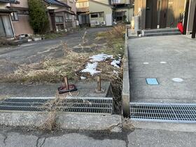 富山県射水市緑町