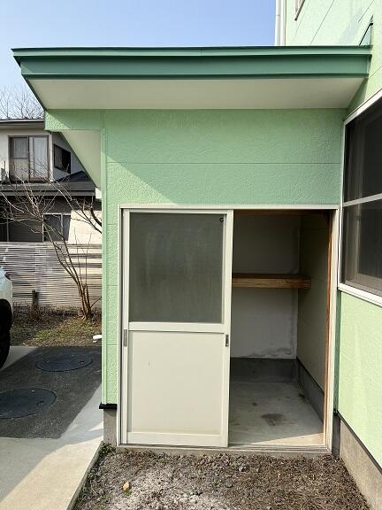 detached 秋田県由利本荘市石脇字上長老沼

地図を見る