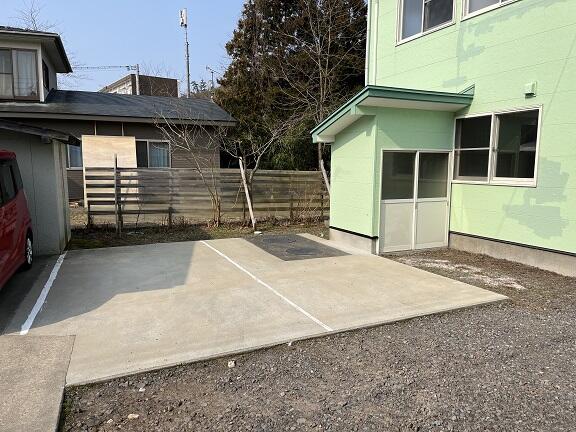 detached 秋田県由利本荘市石脇字上長老沼

地図を見る