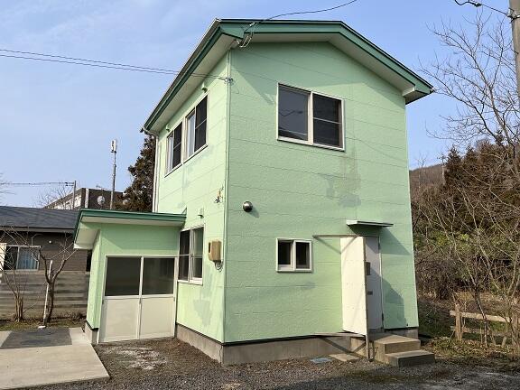 detached 秋田県由利本荘市石脇字上長老沼

地図を見る