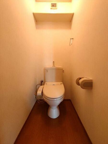 画像11:清潔感のあるトイレ☆（写真は別のお部屋です。）