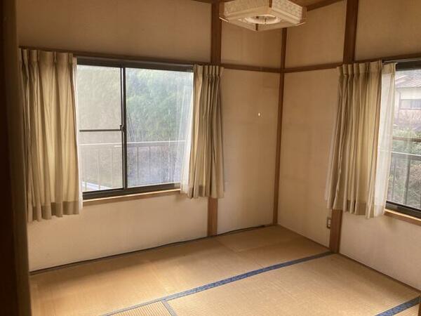 detached 栃木県日光市七里

地図を見る