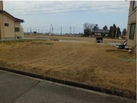 富山県魚津市仏田