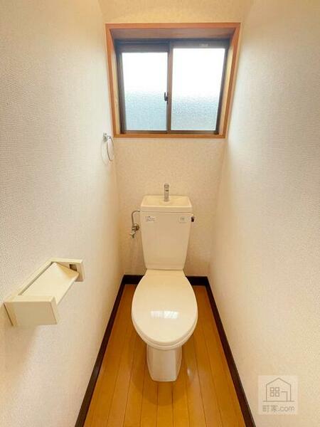 画像15:２階トイレ