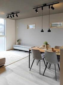 静岡県静岡市葵区羽鳥５丁目