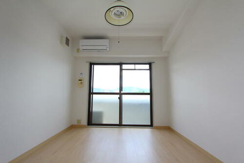 アザレアマンション_内装_1