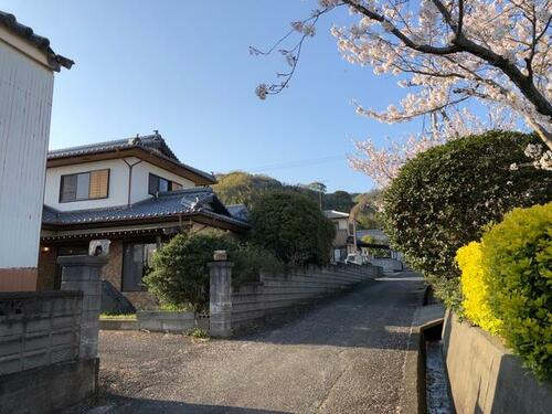 detached 徳島県板野郡上板町引野字青谷