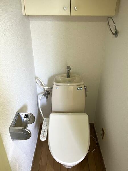 画像11:清潔感のある、シンプルなトイレです。