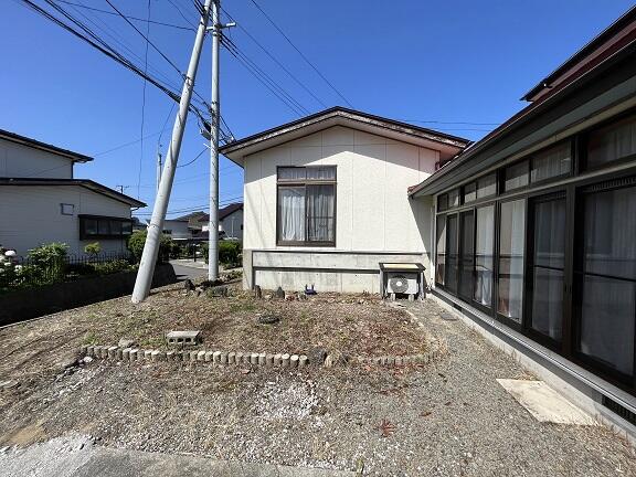 detached 秋田県由利本荘市石脇字山ノ神

地図を見る