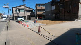 石川県金沢市平和町２丁目