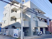 横浜市神奈川区白幡向町 4階建 築31年のイメージ